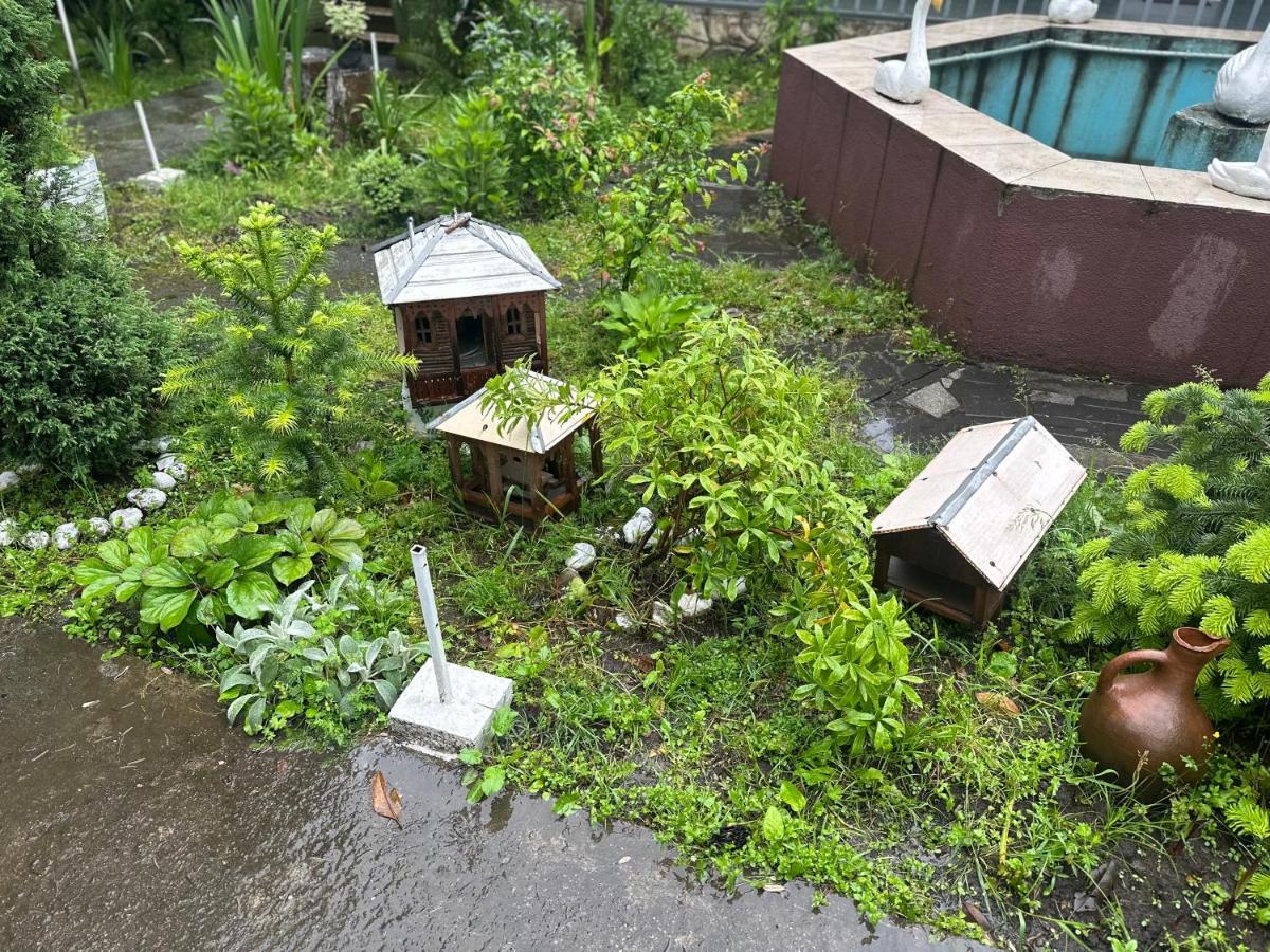 Hotel In Georgia Zestafoni Екстериор снимка