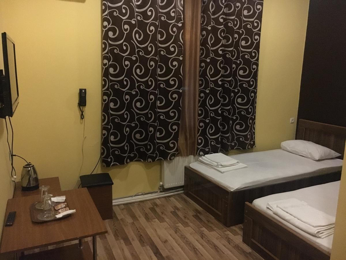 Hotel In Georgia Zestafoni Екстериор снимка